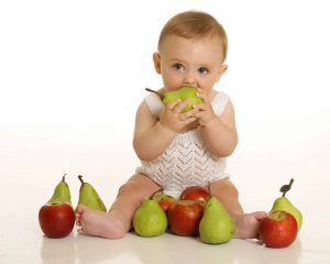 تغذية الطفل الشهر الثامن العاشر مرحلة ثالثة