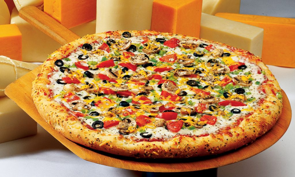 طريقة عمل البيتزا هت الايطالية بالعجينة الرائعة وصفات سهلة فورنونو