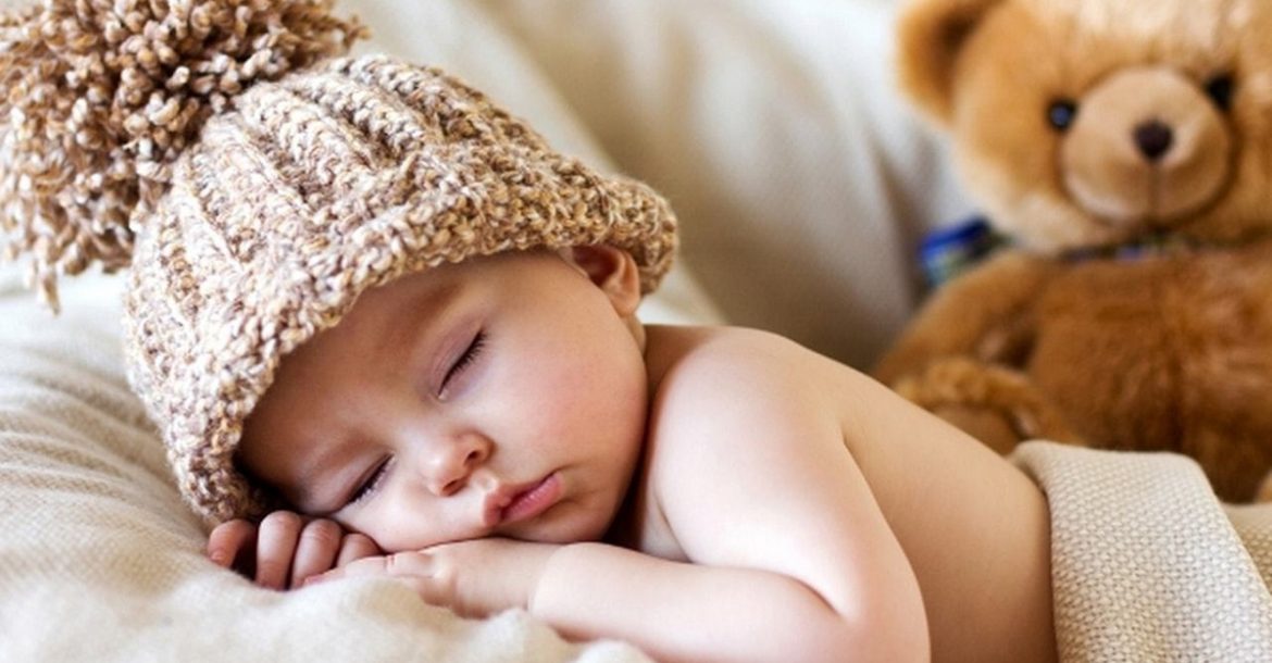 كيفية الاستمتاع بالنوم المفيد لصحتك ولصحة أطفالك