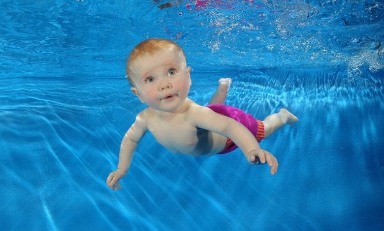 للاطفال في الرياض تعليم السباحة تبحثين عن