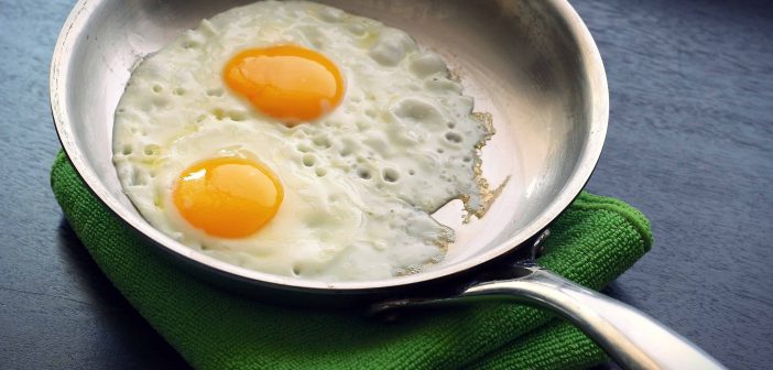 امنة للتغذية شائعة البيض الصيني نصائح لشراء البيض الأصلي
