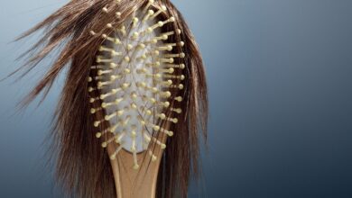 طرق علاج تساقط الشعر